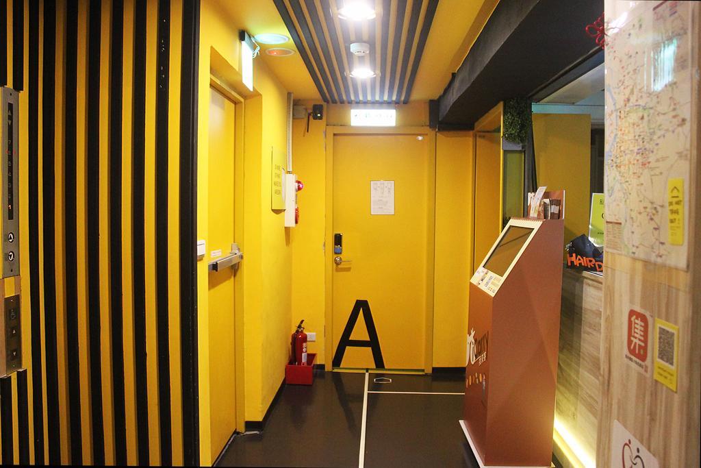 Here X There Hostel Taipei Main Station Eksteriør bilde